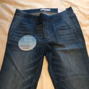 Women’s cello pull on flare jeans